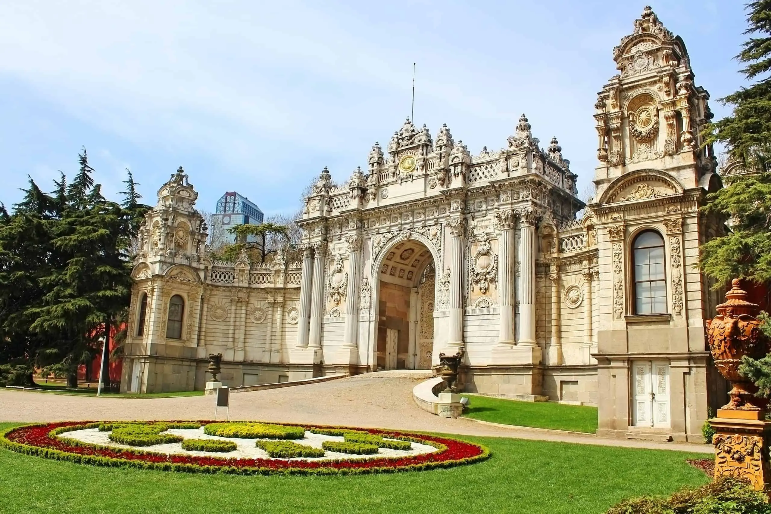 DOLMABAHCE TOUR